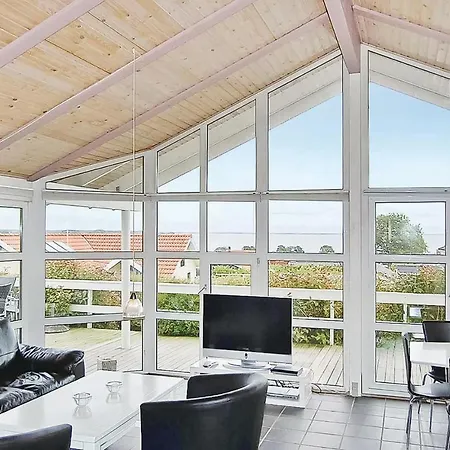 Beach Front Home In Sjolund With Sauna 펜션