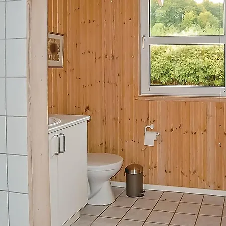Beach Front Home In Sjolund With Sauna 펜션 *