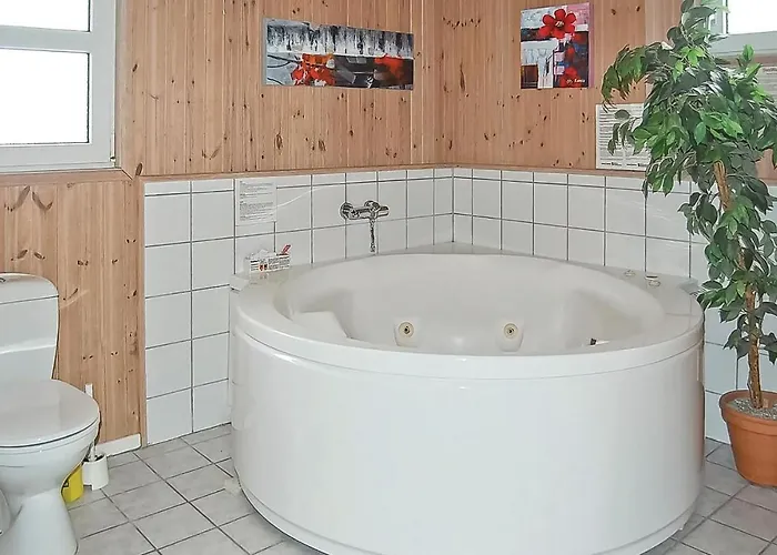 Hvedemarken Vi * Sjolund